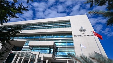 AYM, isim değişikliklerinin Basın İlan Kurumunun portalında ilan edilmesini öngören kuralı iptal etti