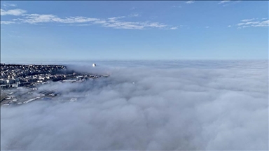 Karadeniz'in üzerini kaplayan "sis denizi" dronla görüntülendi