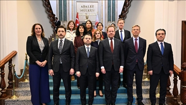 Adalet Bakanı Gürlek, Hollanda Adalet ve Güvenlik Bakanı Van Weel ile görüştü