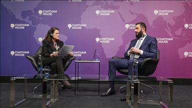 الشرع من لندن: سوريا "خارج صراع" إيران وواشنطن