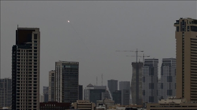 İran'ın misillemesinin ardından başta Tel Aviv olmak üzere İsrail'in birçok bölgesinde art arda sirenler çaldı