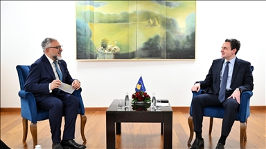 Kryeministri Kurti pret në takim shefin e Misionit të EULEX-it