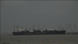 Certains navires autorisés à transiter par le détroit d’Ormuz malgré un commerce maritime limité