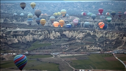 Kapadokya'nın masalsı coğrafyası film üssü oluyor