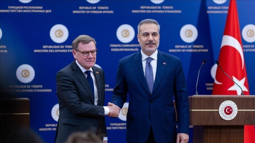  Шефовите на дипломатија на Турција и Германија разговараа за напорите за ставање крај на војната на Блискиот Исток