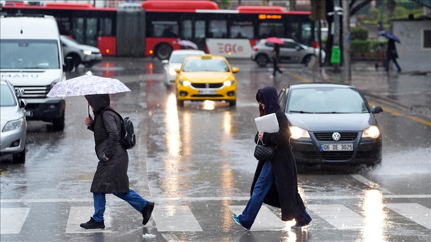 Ankara ve Edirne'de sağanak etkili oldu