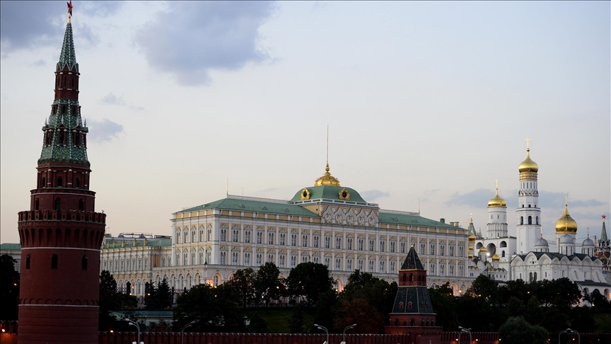 Kremlin reiterates Russia's readiness to contribute to Middle East peace efforts