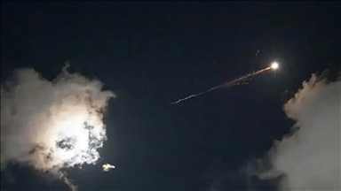 В Абу-Даби перехват ракеты вызвал материальный ущерб