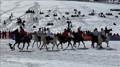 Ata sporu "kökbörü" Türkiye'de yaygınlaşıyor