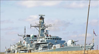 French carrier Charles de Gaulle docks at Greek port for refueling stop