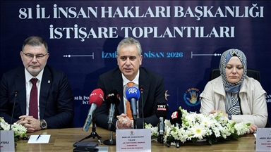 AK Parti Genel Başkan Yardımcısı Yalçın, İzmir'de konuştu