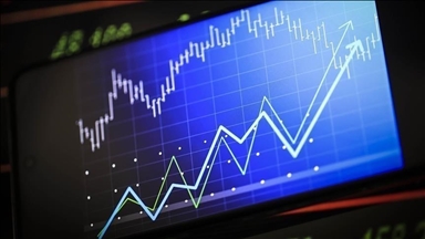 Oil prices jump over 6% as Trump threatens to hit Iran ‘extremely hard’