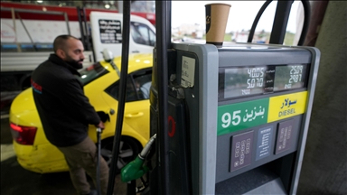 الضفة.. أزمة وقود يفاقمها نقص الإمدادات وارتفاع الأسعار 