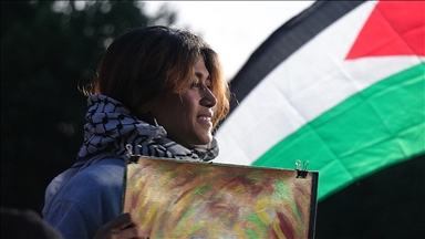 AP üyesi Hassan'ın, Paris'te gözaltına alınması tepki çekti