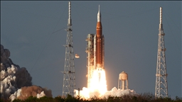 Artemis II : Macron salue un “moment historique” et la participation européenne à la conquête lunaire