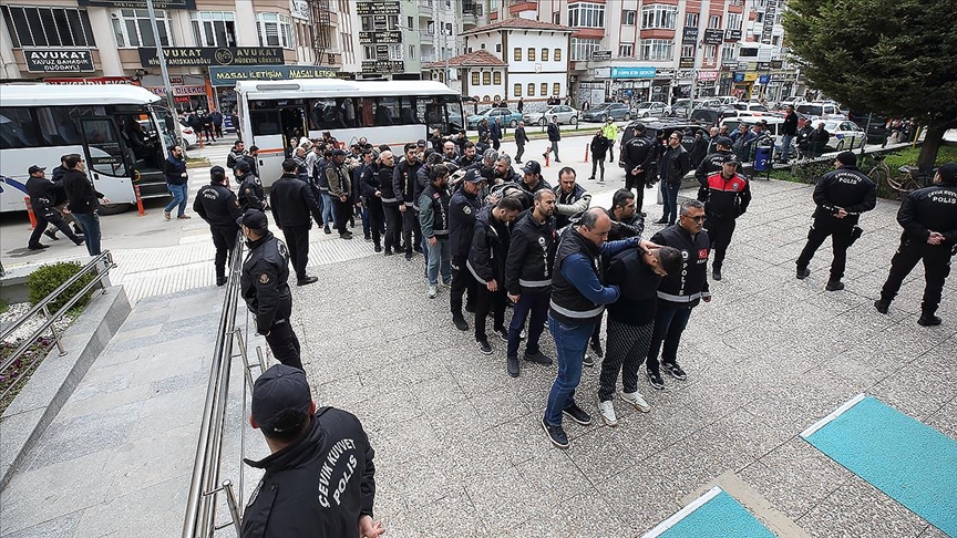 Çorum merkezli 5 ilde düzenlenen "Miami suç örgütü" operasyonunda 21 şüpheli tutuklandı