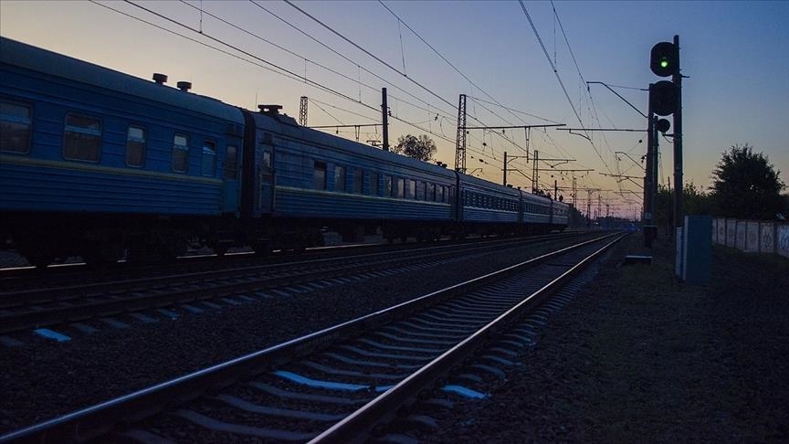 В Ульяновской области РФ семь вагонов поезда сошли с путей