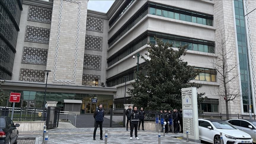 Bursa Büyükşehir Belediye Başkanı Mustafa Bozbey ile 56 şüpheli adliyeye sevk edildi