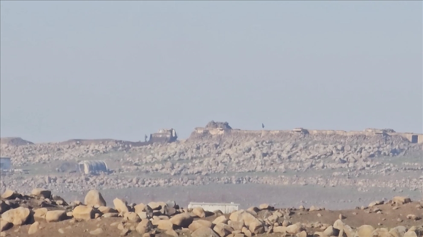 1 killed in Israeli shell targeting rural area of southern Syria