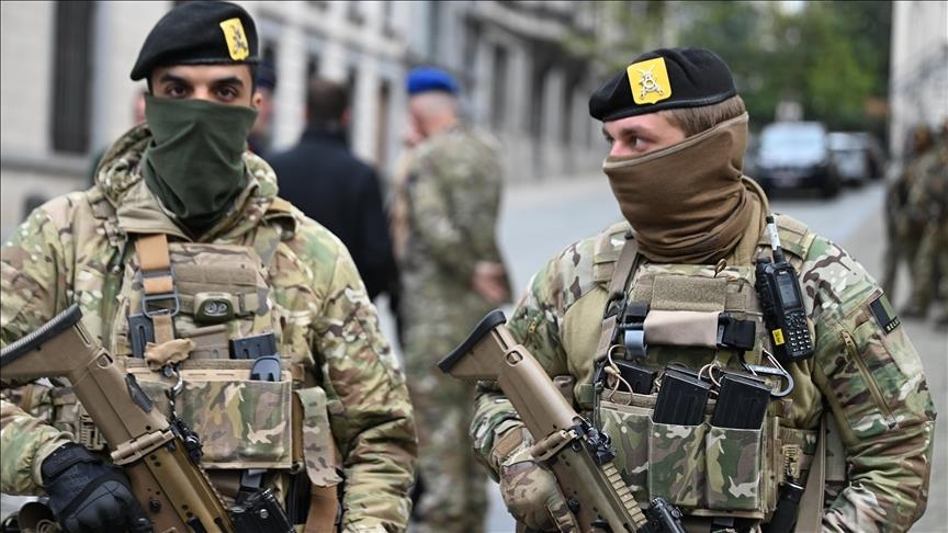  Белгија распоредува воени трупи во транзитните центри низ Брисел за спречување на трговијата со дрога