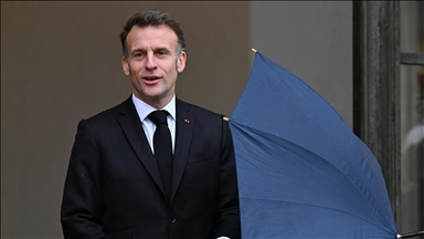 Франција ги потврди плановите за „мирна операција“ за повторно отворање на Ормускиот Теснец