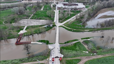 Tunca Nehri'nin debisi yağışlar nedeniyle 3 günde 3,5 kat arttı