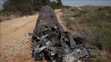 Krhotine rakete povrijedile 12 osoba u UAE nakon presretanja