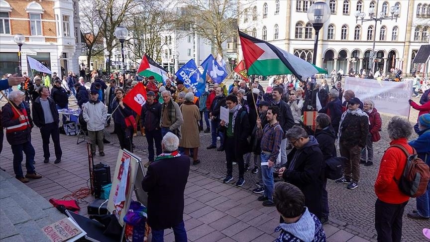 ألمانيا.. مظاهرة احتجاجية رافضة لإنتاج فولكسفاغن أسلحة لصالح إسرائيل