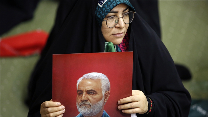US revokes residency, detains relatives of slain Iranian commander Qasem Soleimani