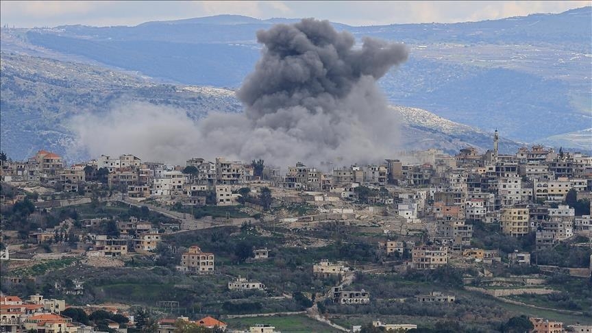 32 إصابة وتضرر مستشفى إثر غارات إسرائيلية على جنوبي لبنان