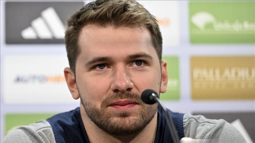 سلة.. لوس أنجلوس ليكرز يفتقد جهود نجمه لوكا دونسيتش بقية الموسم 