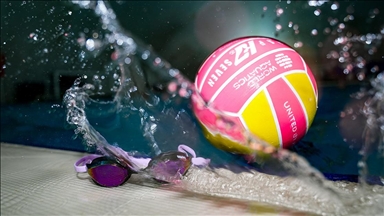 Göztepe'nin Avrupa şampiyonu sutopu takımında hedef "çifte kupa"