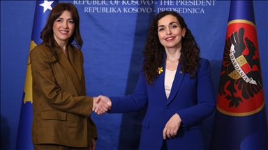 Osmani završila petogodišnji mandat, predala dužnost predsjedavajućoj Skupštine Kosova