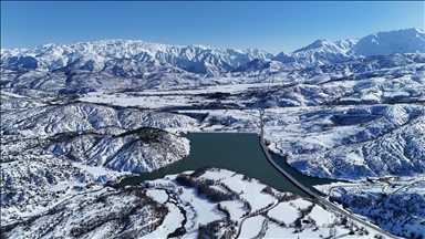 Bitlis'te yağışlar göletlerdeki su seviyesini yükseltti