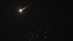 إسرائيل.. إصابة شخص وحريق بمصنع إثر موجتين من الصواريخ الإيرانية