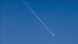 İran'a ait füzenin 2 başlığı, İsrail Savunma Bakanlığı kompleksinin yanına düştü