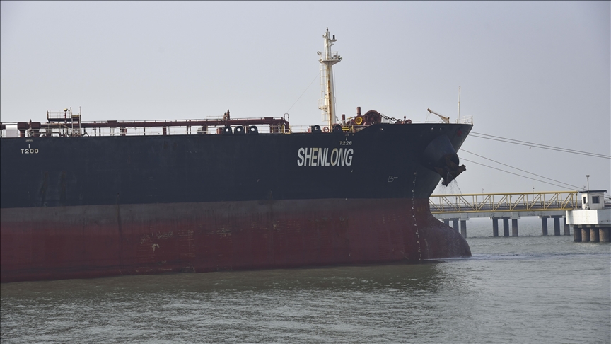  Oman, Iran discuss ‘smooth’ navigation in Strait of Hormuz