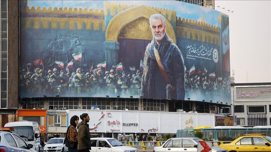 Deux proches du défunt général iranien Soleimani arrêtés aux États-Unis, selon le Département d’État