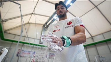 Milli cimnastikçi Mert Efe, Akdeniz Oyunları'nda "kürsü heyecanı" istiyor