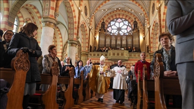 Uskrsne mise održane širom regije, pozivi na mir, dostojanstvo i borbu protiv nasilja
