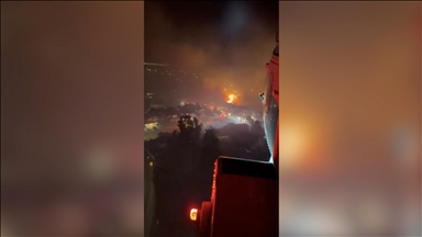 Zjarri pyjor djeg mbi 4.100 hektarë në qarkun Riverside në SHBA, shkakton evakuime