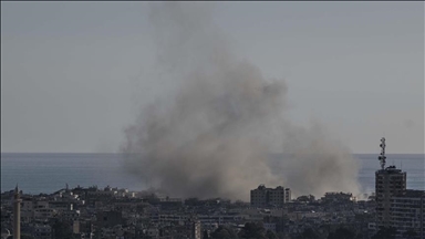 إسرائيل تقتل 4 أشخاص وتصيب 40 بغارات على ضاحية بيروت 