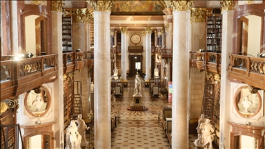 Salla e Shtetit e Bibliotekës Kombëtare të Austrisë, e shquar për arkitekturën baroke