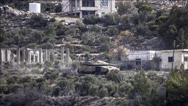 سوريا.. قوة إسرائيلية تتوغل بالقنيطرة وتداهم منزلا