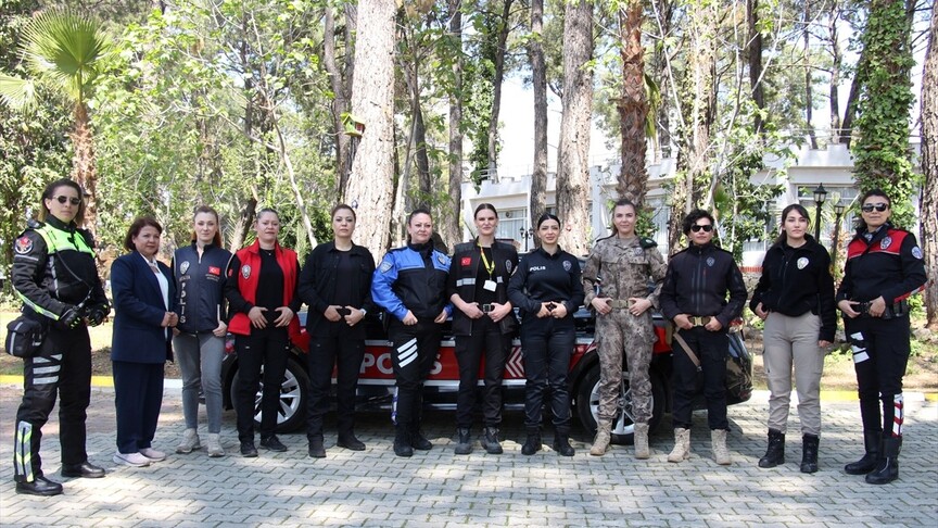 Antalya'nın kadın polisler suçlulara göz açtırmıyor