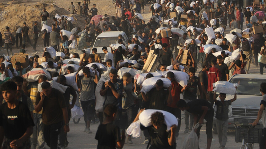BM, Gazze'ye yardımların ulaşması için Zikim Geçidi'nin 40 günün ardından açıldığını duyurdu