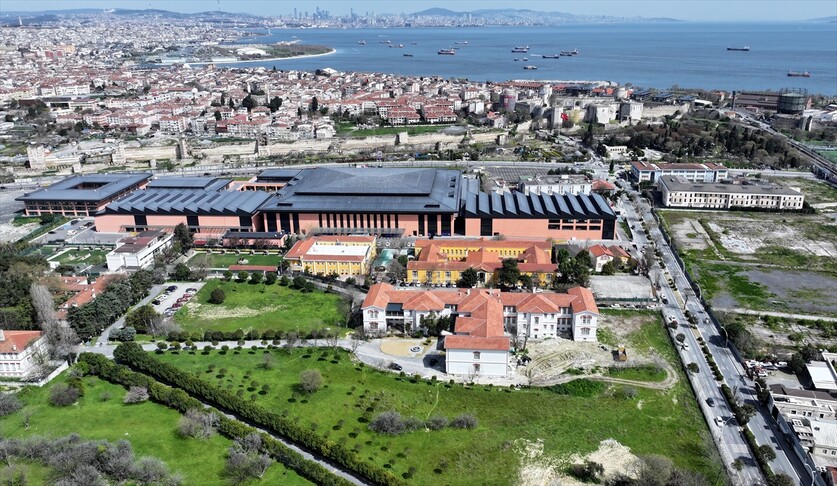 Restorasyonu tamamlanan Balıklı Rum Hastanesi İhtiyarhane binası kapılarını açmaya hazırlanıyor