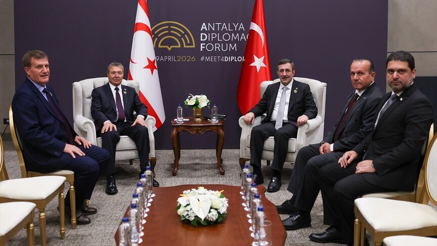 Cumhurbaşkanı Yardımcısı Yılmaz, KKTC Başbakanı Üstel ile görüştü
