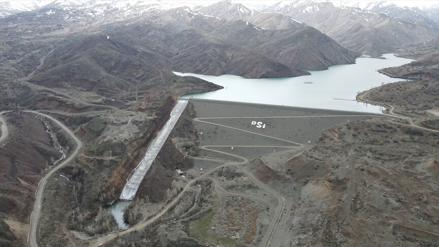 Yağışlarla dolan Göyne Barajı modern sulama sistemleriyle sezonda hizmet verecek