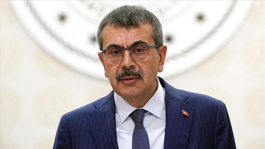 Bakan Tekin: Çocuklarımızın insani değerlerini, devletle ve milletle bağını kaybetmesine müsaade etmeyeceğiz